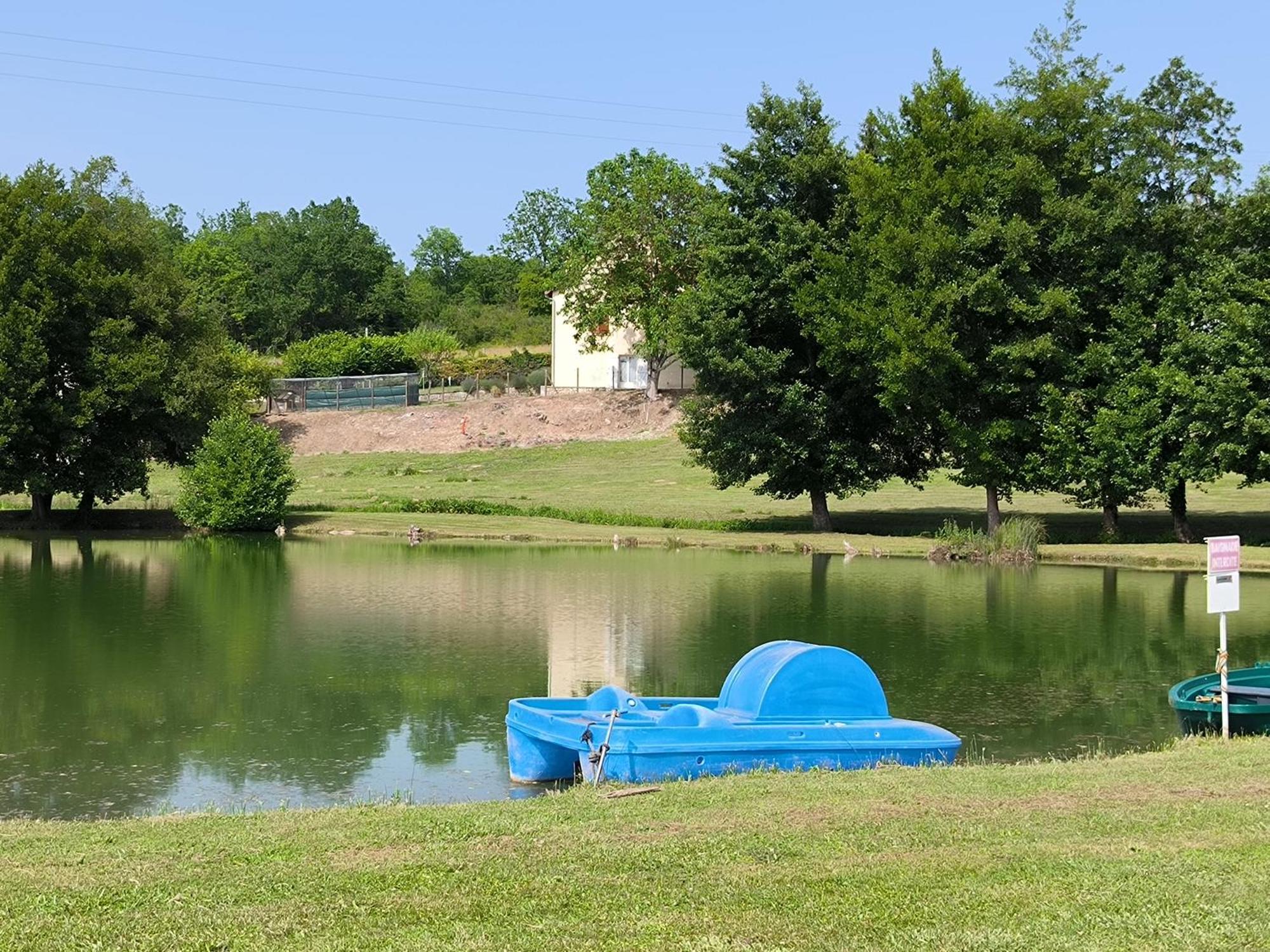Hotel Etang Pre De La Font à Cercles Extérieur photo